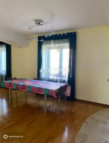 3-комнатная квартира, этаж 2 из 5, 127 м²