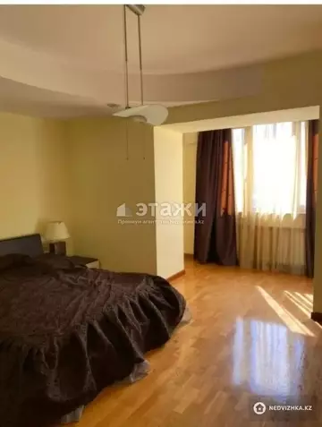 3-комнатная квартира, этаж 2 из 5, 127 м²