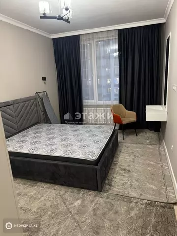 2-комнатная квартира, этаж 10 из 12, 56 м², на длительный срок