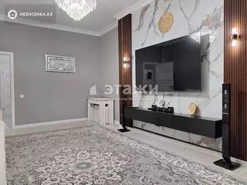 3-комнатная квартира, этаж 4 из 9, 103 м²