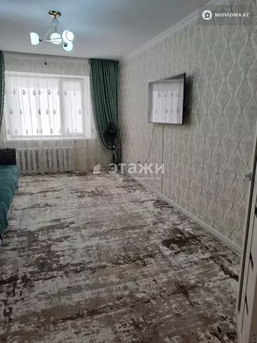2-комнатная квартира, этаж 4 из 10, 60 м²