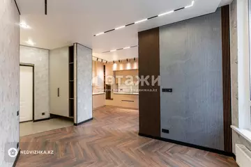 2-комнатная квартира, этаж 4 из 22, 55 м²