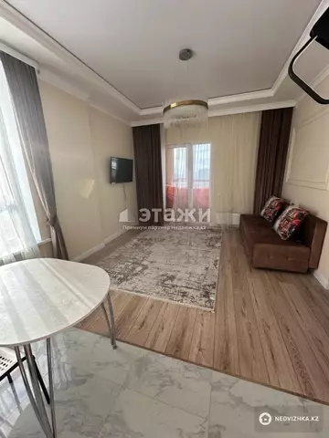 2-комнатная квартира, этаж 12 из 13, 52 м²