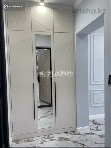 2-комнатная квартира, этаж 12 из 13, 52 м²