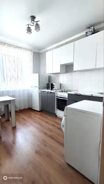 55.8 м², 2-комнатная квартира, этаж 3 из 9, 56 м², изображение - 9