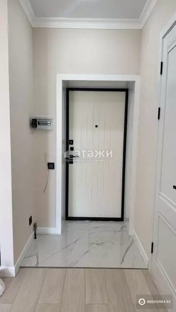 2-комнатная квартира, этаж 10 из 12, 44 м²