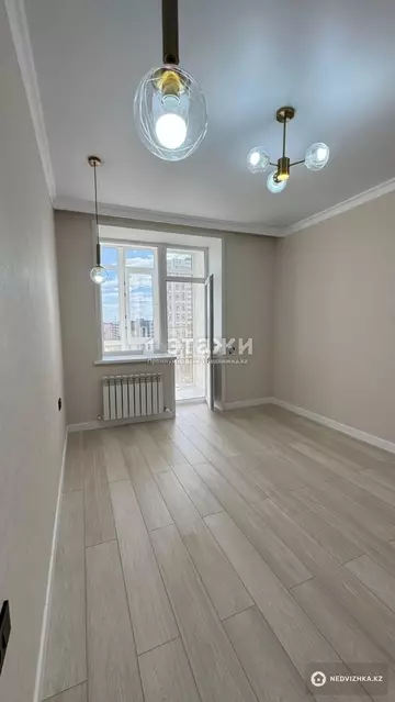 2-комнатная квартира, этаж 10 из 12, 44 м²