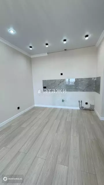 2-комнатная квартира, этаж 10 из 12, 44 м²
