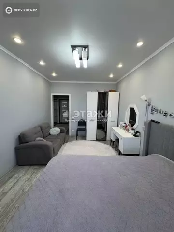 1-комнатная квартира, этаж 12 из 25, 44 м²