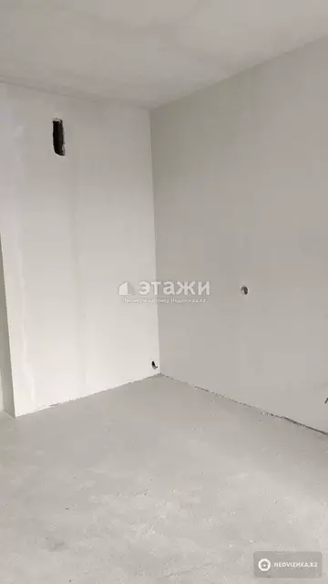 2-комнатная квартира, этаж 5 из 12, 83 м²