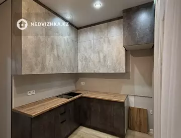 1-комнатная квартира, этаж 3 из 12, 39 м²