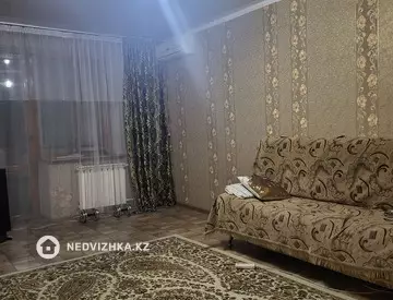 2-комнатная квартира, этаж 3 из 3, 44 м²