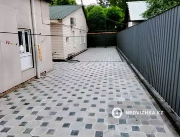 5-комнатная часть дома, 4 соток, 130 м²