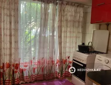 2-комнатная квартира, этаж 1 из 3, 49 м²
