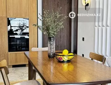 3-комнатная квартира, этаж 14 из 16, 97 м²