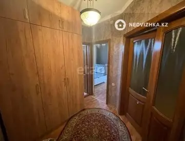 4-комнатная квартира, этаж 3 из 3, 82 м²