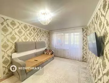 2-комнатная квартира, этаж 3 из 5, 39 м²