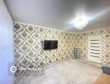 2-комнатная квартира, этаж 3 из 5, 39 м²