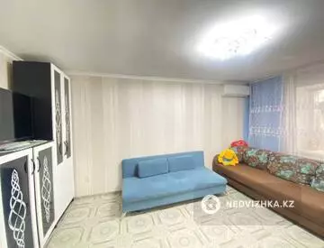 2-комнатная квартира, этаж 1 из 5, 50 м²