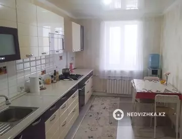 2-комнатная квартира, этаж 10 из 10, 70 м²