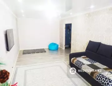2-комнатная квартира, этаж 10 из 10, 70 м²