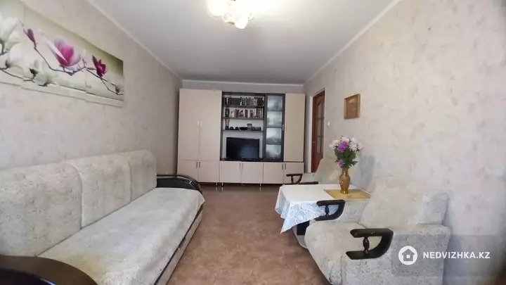 48.6 м², 2-комнатная квартира, этаж 1 из 5, 49 м², изображение - 1