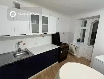 4-комнатная квартира, этаж 5 из 5, 81 м²