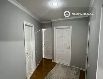 4-комнатная квартира, этаж 5 из 5, 81 м²