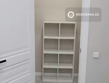 67 м², 2-комнатная квартира, этаж 3 из 12, 67 м², изображение - 1