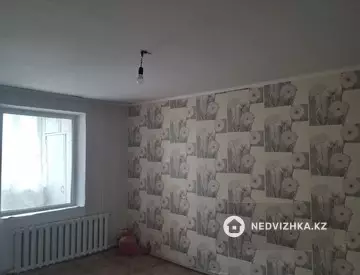 2-комнатная квартира, этаж 4 из 4, 49 м²
