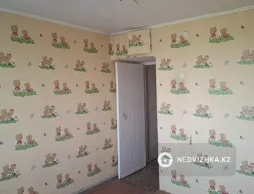 2-комнатная квартира, этаж 4 из 4, 49 м²
