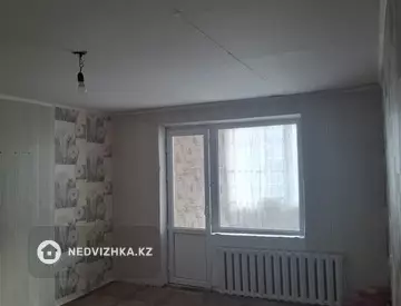2-комнатная квартира, этаж 4 из 4, 49 м²