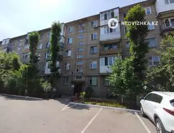 3-комнатная квартира, этаж 1 из 5, 57 м²