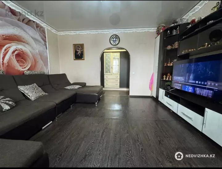 78 м², 4-комнатная квартира, этаж 3 из 9, 78 м², изображение - 1