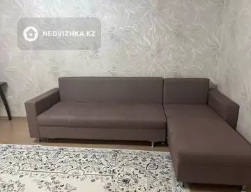 2-комнатная квартира, этаж 8 из 10, 47 м²