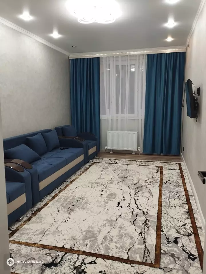 42 м², 1-комнатная квартира, этаж 10 из 12, 42 м², на длительный срок, изображение - 1