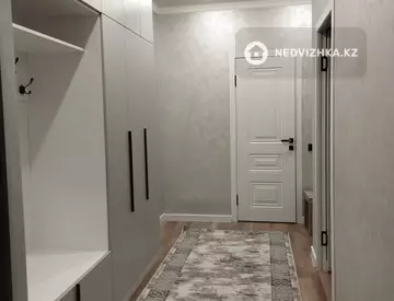 1-комнатная квартира, этаж 10 из 12, 42 м², на длительный срок
