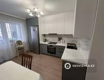 3-комнатная квартира, этаж 4 из 9, 88 м²