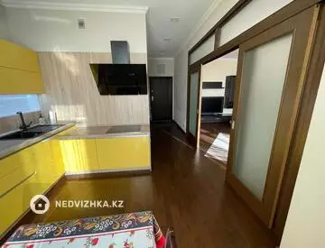 2-комнатная квартира, этаж 12 из 12, 70 м², на длительный срок