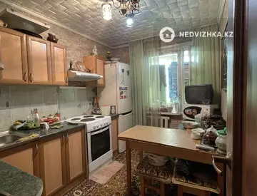 3-комнатная квартира, этаж 4 из 5, 63 м²
