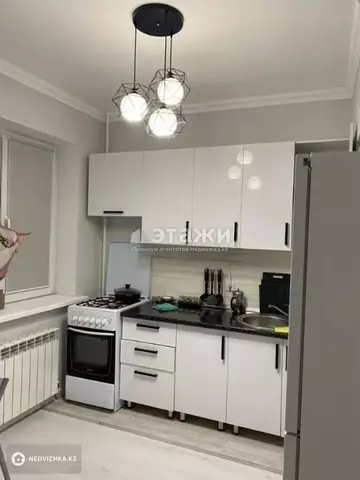 1-комнатная квартира, этаж 1 из 10, 45 м²
