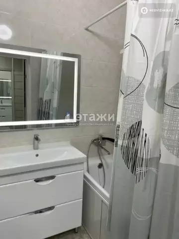 1-комнатная квартира, этаж 1 из 10, 45 м²