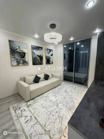 2-комнатная квартира, этаж 8 из 9, 36 м²