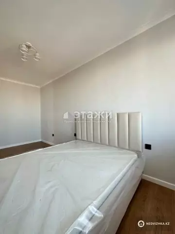 2-комнатная квартира, этаж 10 из 12, 44 м²