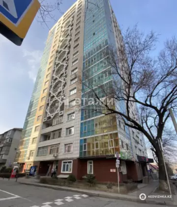 2-комнатная квартира, этаж 4 из 21, 92 м²