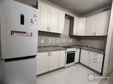 2-комнатная квартира, этаж 5 из 17, 55 м²