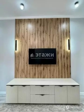 2-комнатная квартира, этаж 3 из 12, 50 м², на длительный срок