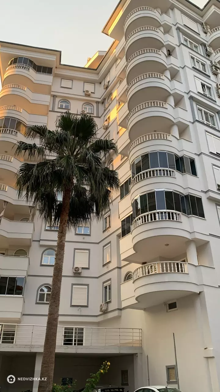 130 м², 3-комнатная квартира, этаж 4 из 8, 130 м², изображение - 1