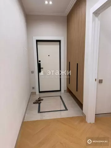 3-комнатная квартира, этаж 8 из 18, 70 м²