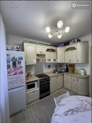 3-комнатная квартира, этаж 3 из 6, 70 м²